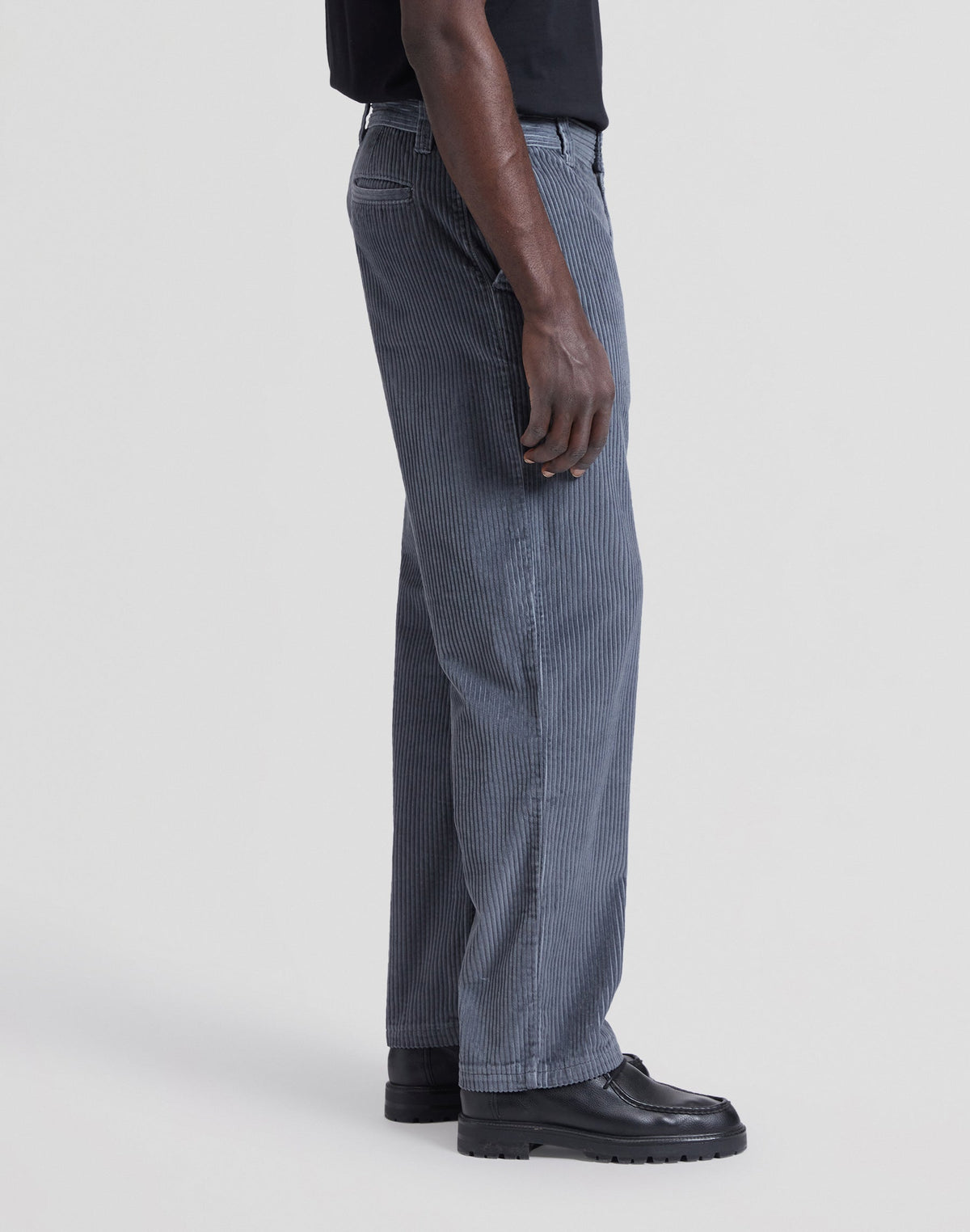 Cordhose Loose Workwear Chino in Turbulence