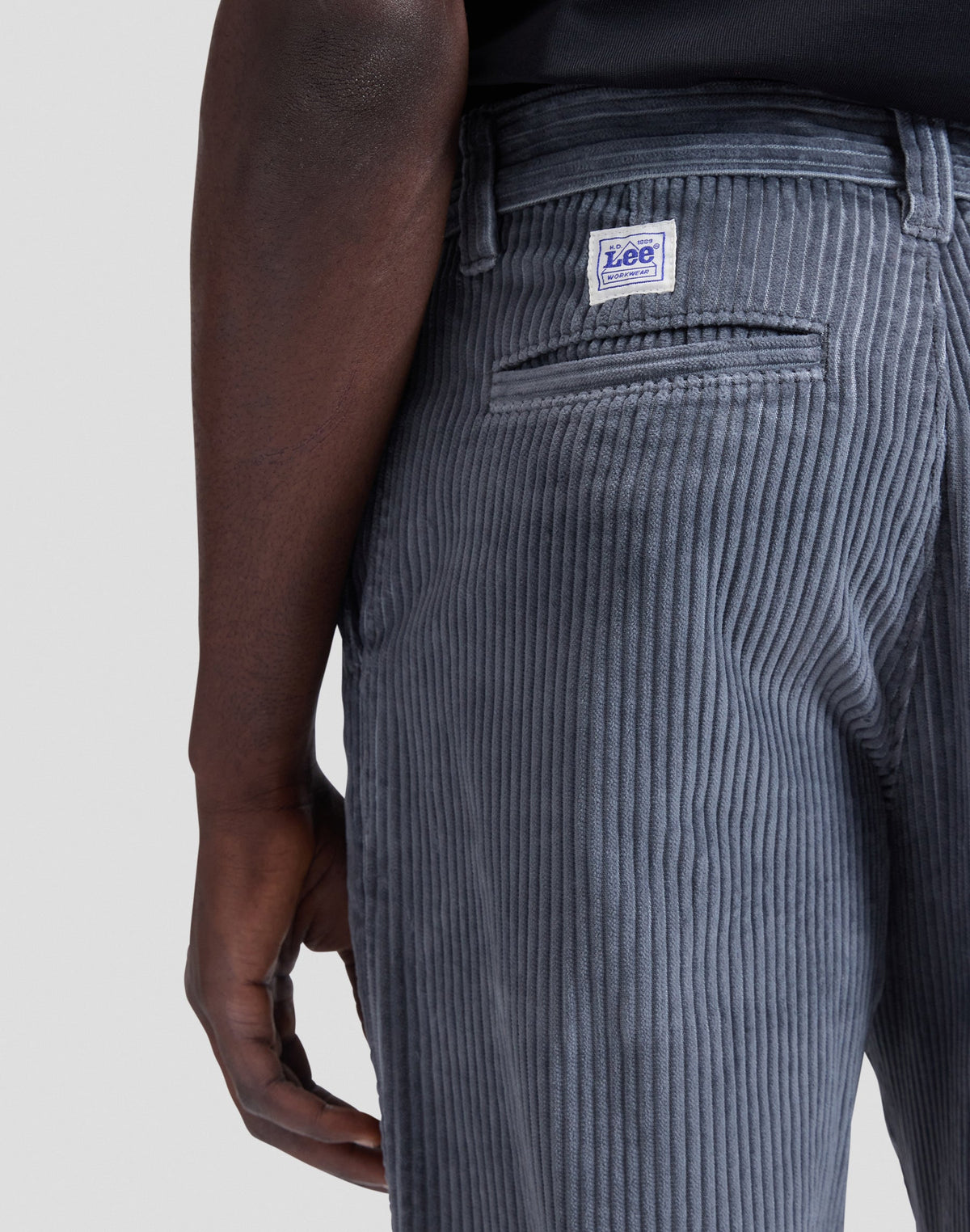 Cordhose Loose Workwear Chino in Turbulence