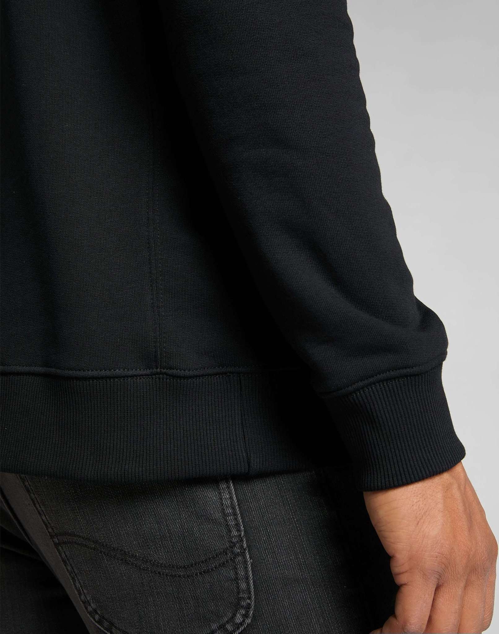 Plain Crew Sweatshirt in Black