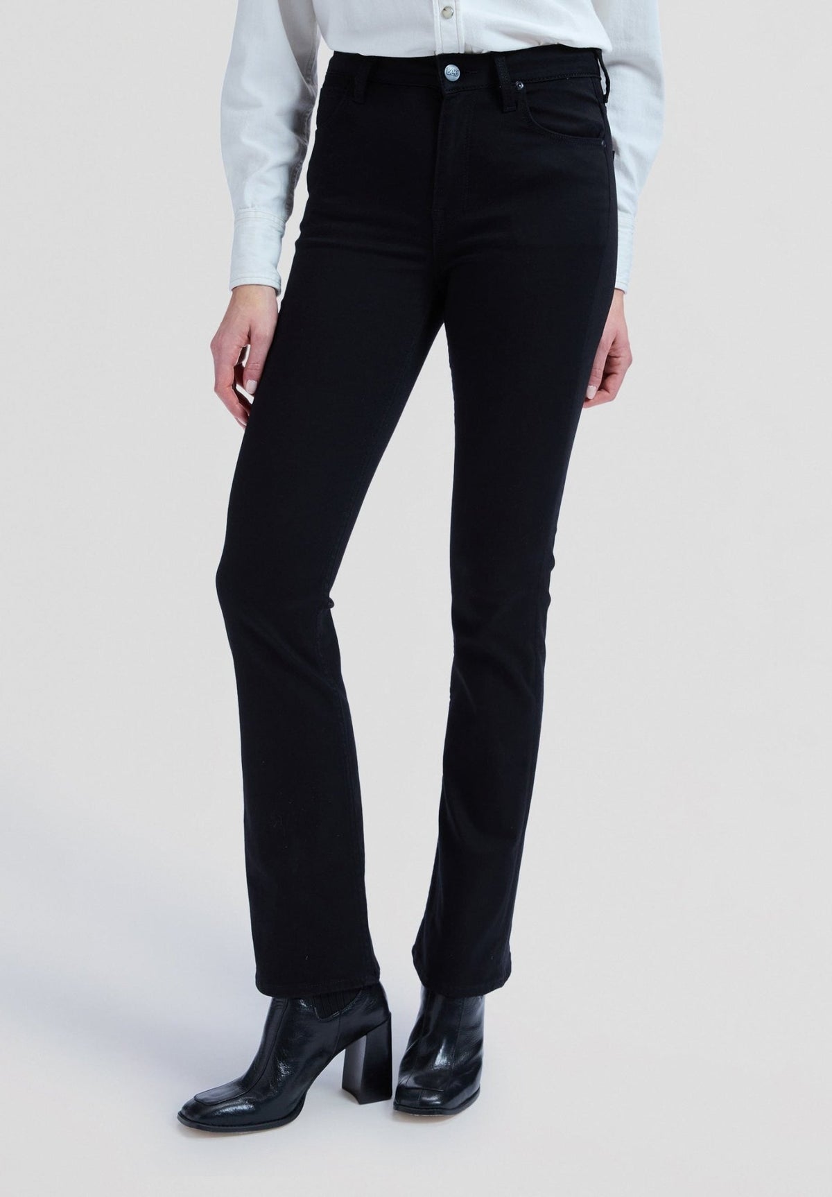Breese Bootcut in Black Rinse - LEE Schweiz