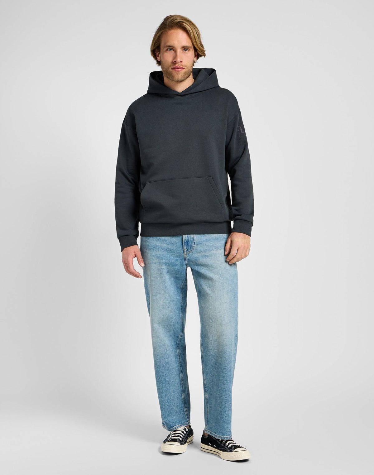 Core Relaxed Hoodie in Washed Black - LEE Schweiz