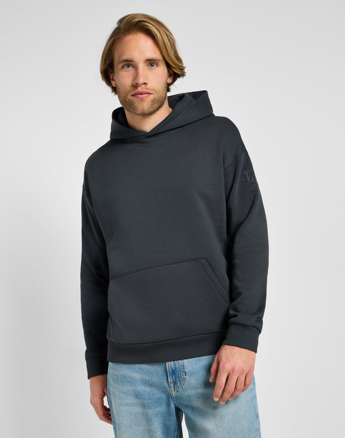 Core Relaxed Hoodie in Washed Black - LEE Schweiz