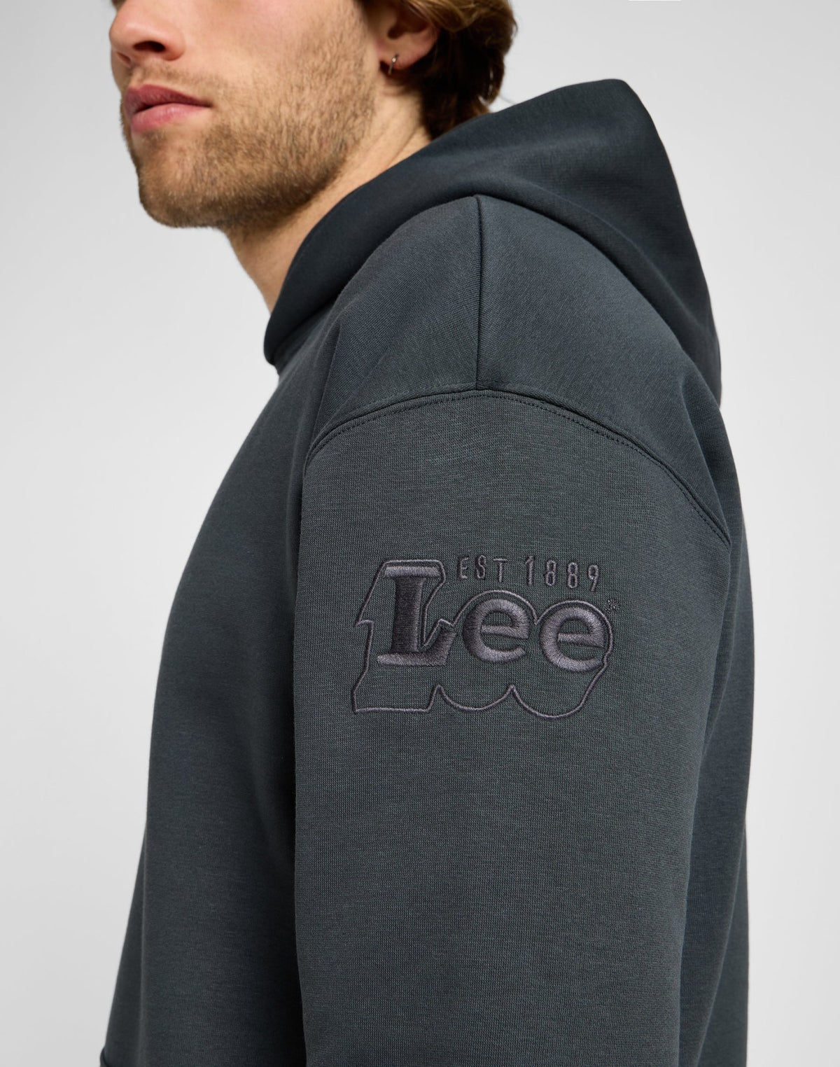 Core Relaxed Hoodie in Washed Black - LEE Schweiz