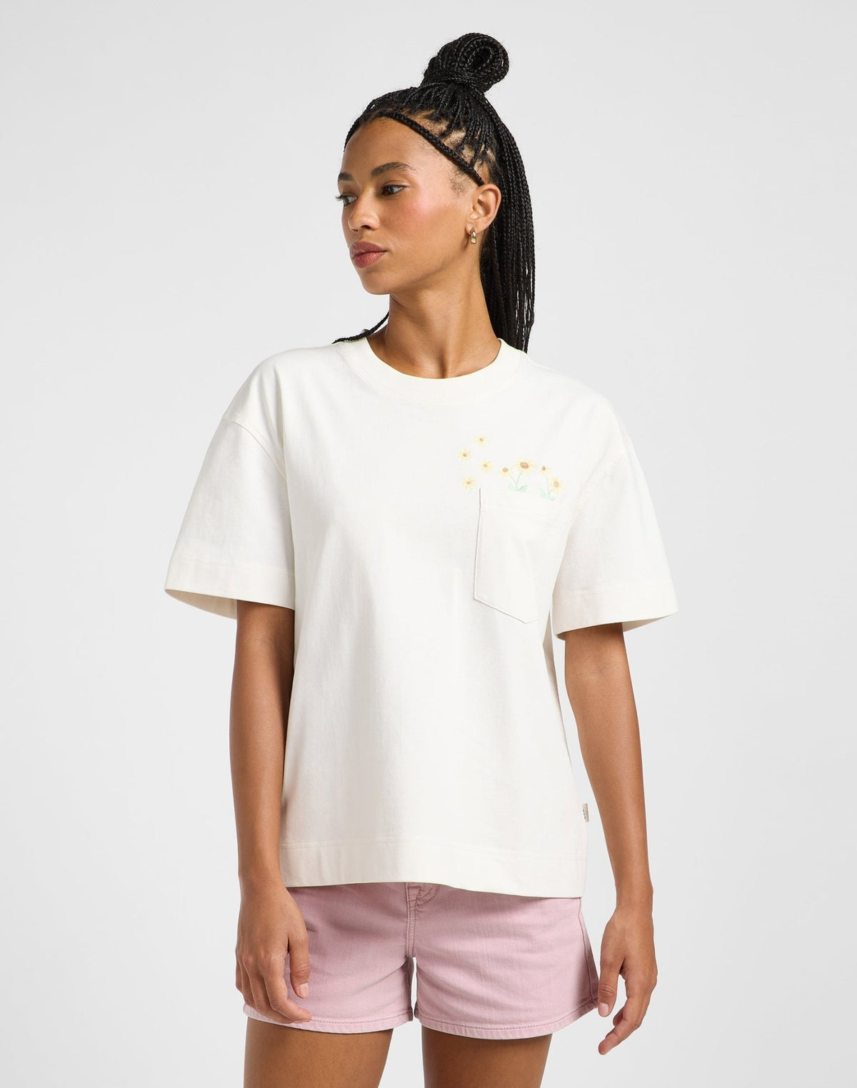 Embroidery Pocket Tee in Ecru - LEE Schweiz
