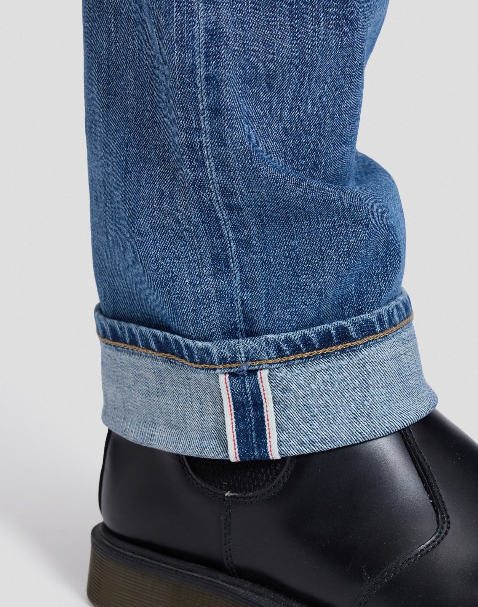Jeans West in Looks Like Rain - LEE Schweiz