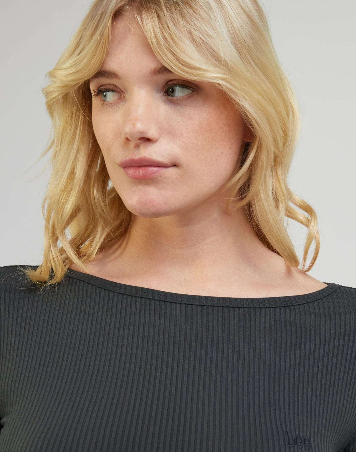 LS Boat Neck Tee in Charcoal - LEE Schweiz