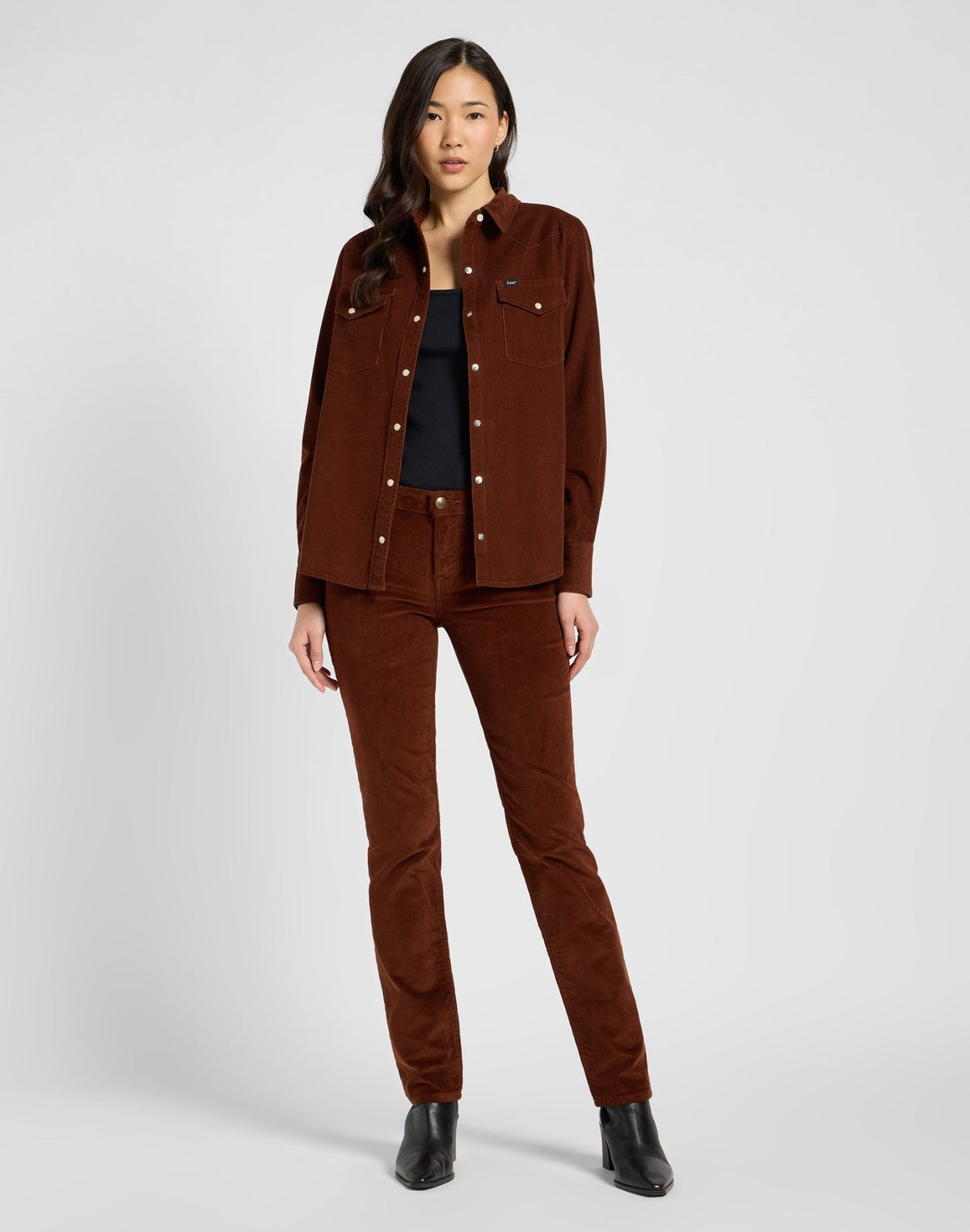 Marion in Luxe Brown - LEE Schweiz