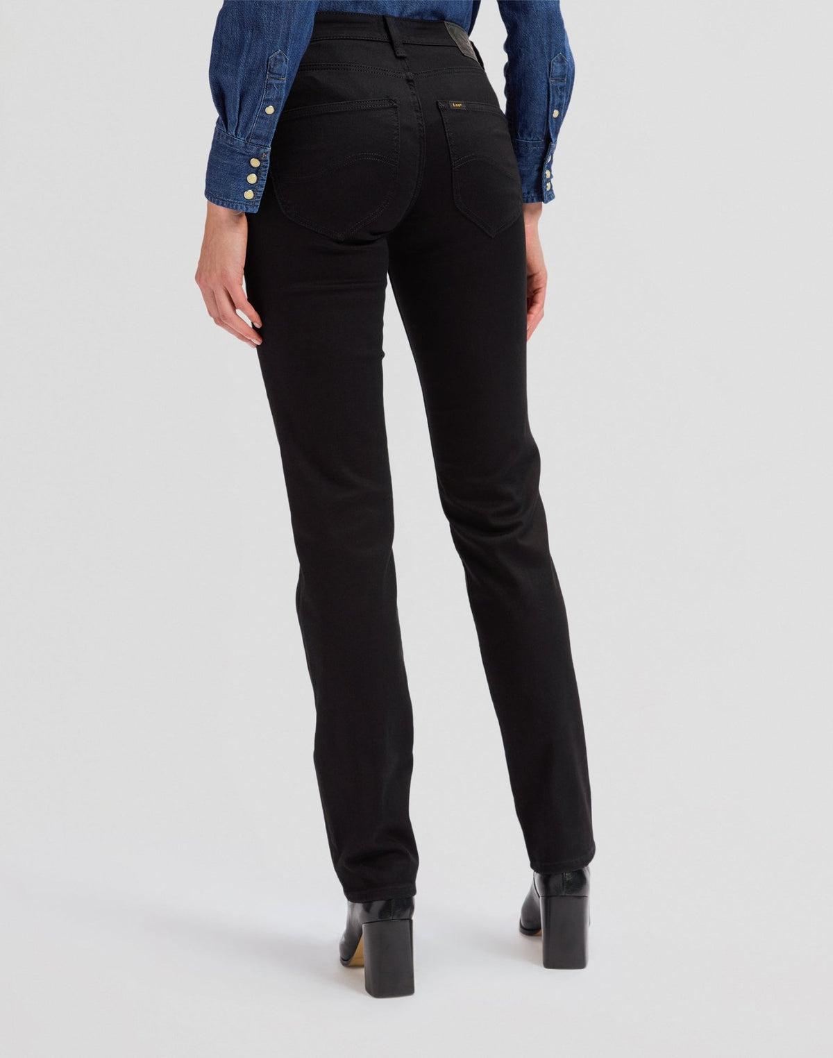 Marion Straight in Black Rinse - LEE Schweiz