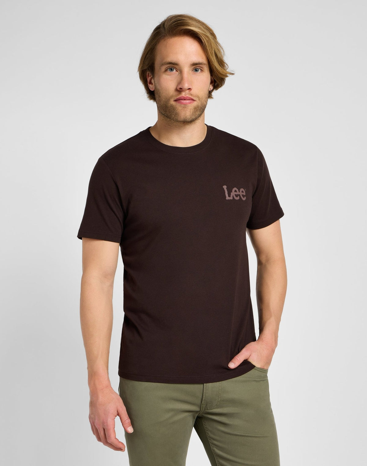 Medium Wobbly Lee Tee in Espresso - LEE Schweiz