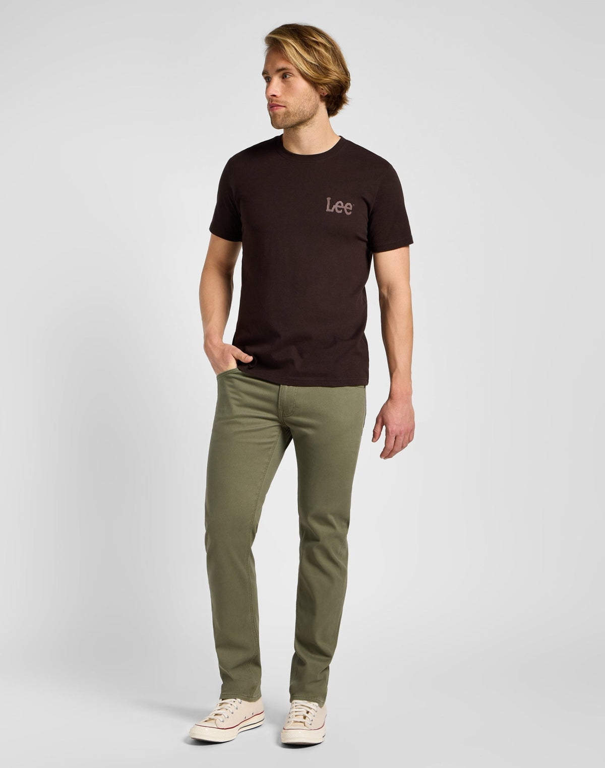 Medium Wobbly Lee Tee in Espresso - LEE Schweiz