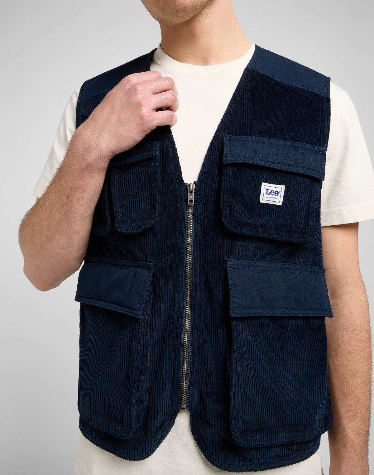 Mixed Media Ww Vest in Rivet Navy - LEE Schweiz