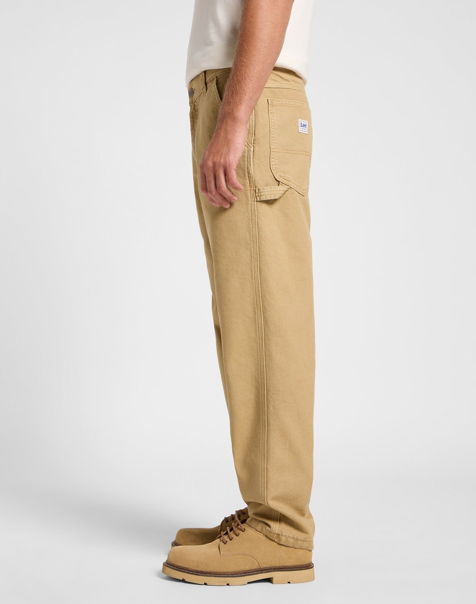 Oscar in Oscar Khaki