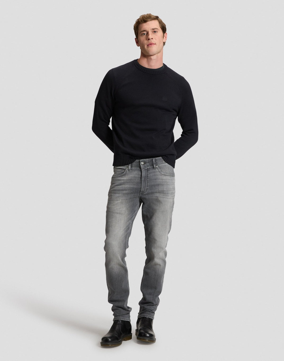 Pullover Raglan in Black - LEE Schweiz