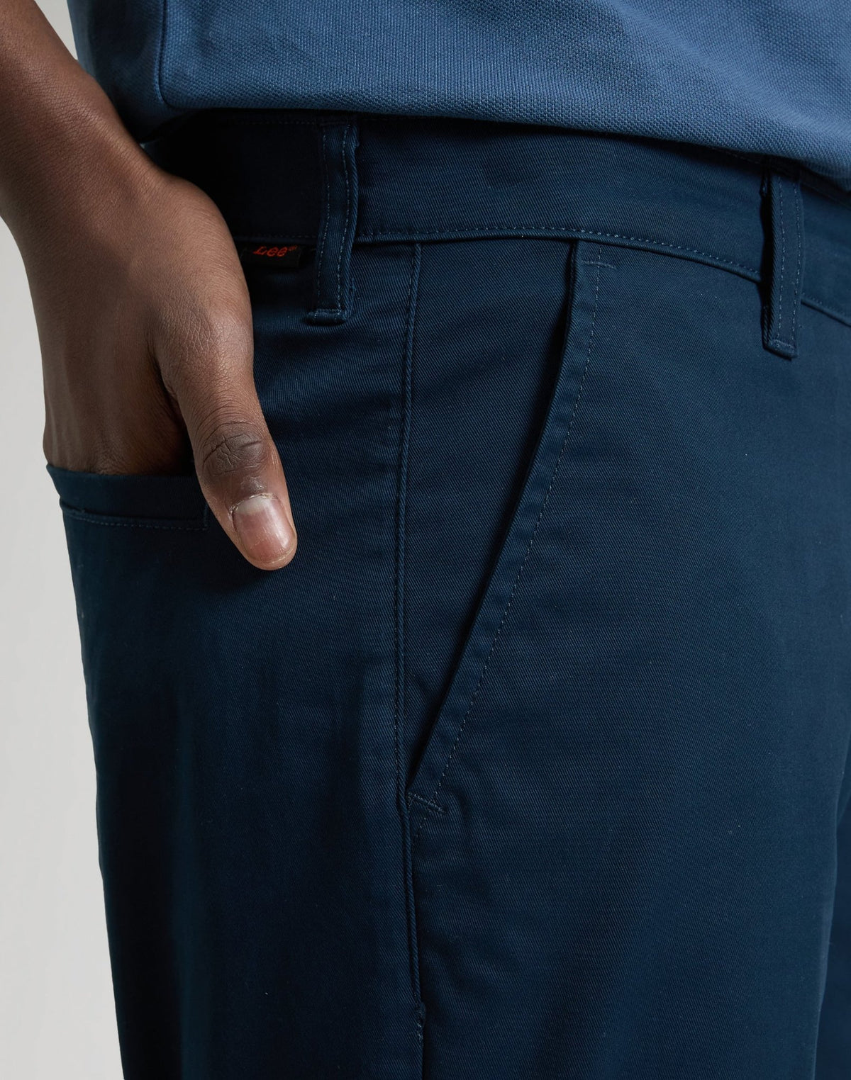 Regular Chino Short in Rivet Navy - LEE Schweiz