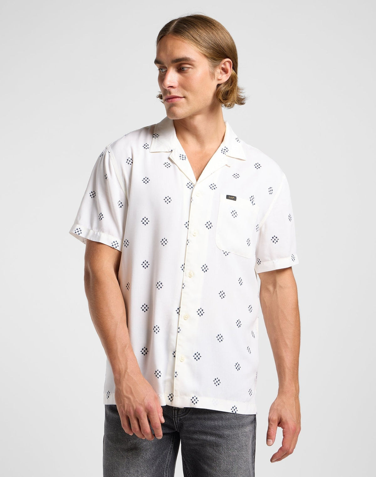 Resort Shirt in Ecru - LEE Schweiz