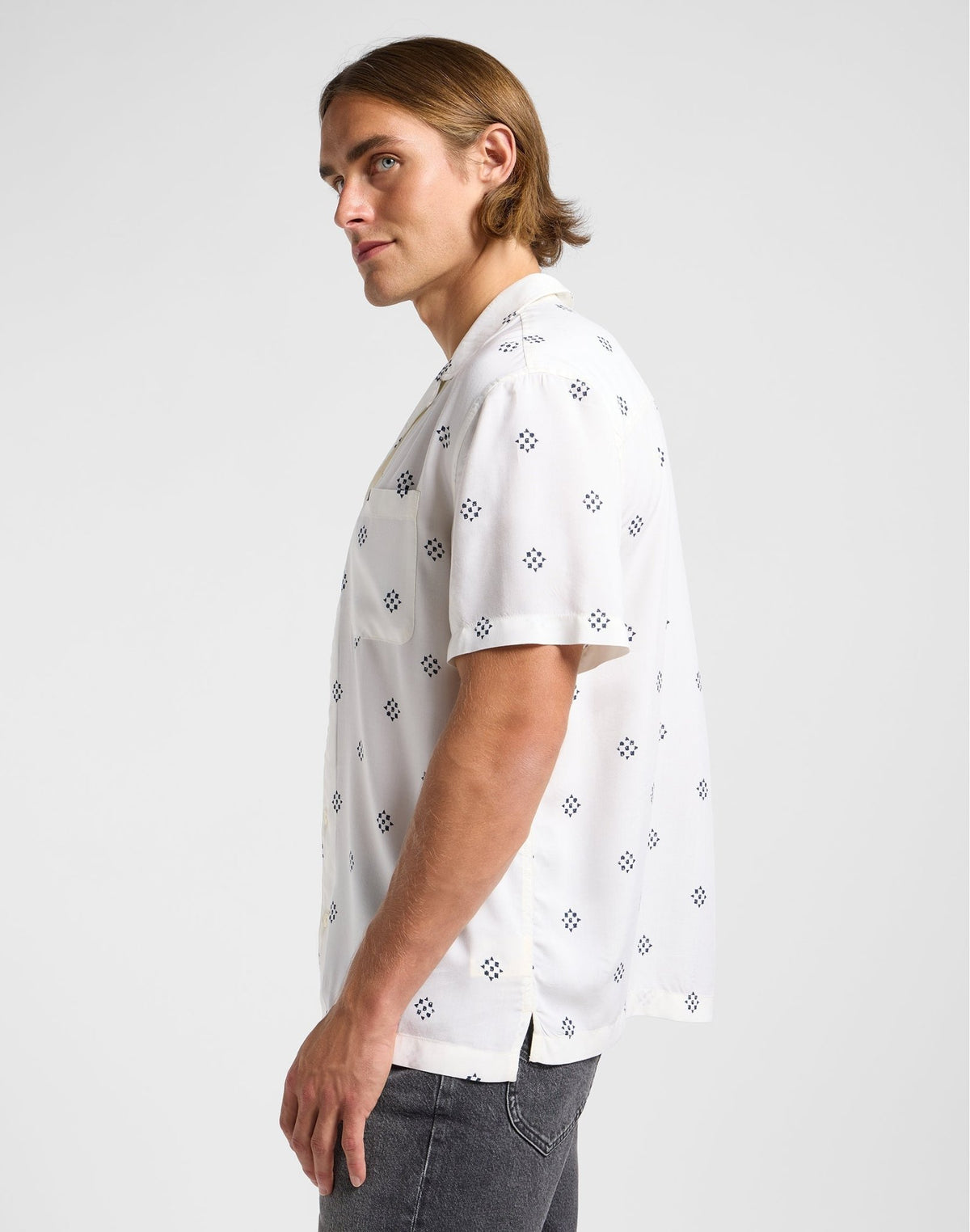 Resort Shirt in Ecru - LEE Schweiz