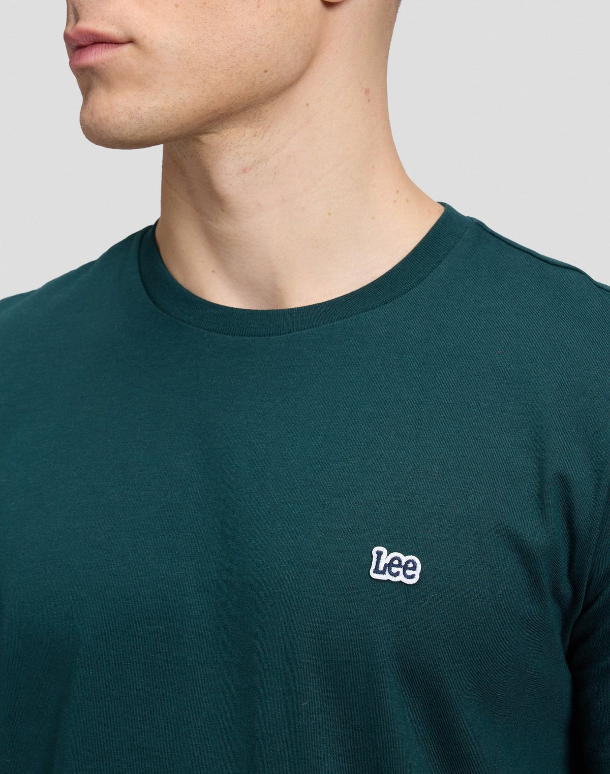 T-Shirt Patch Logo in Ponderosa Pine - LEE Schweiz