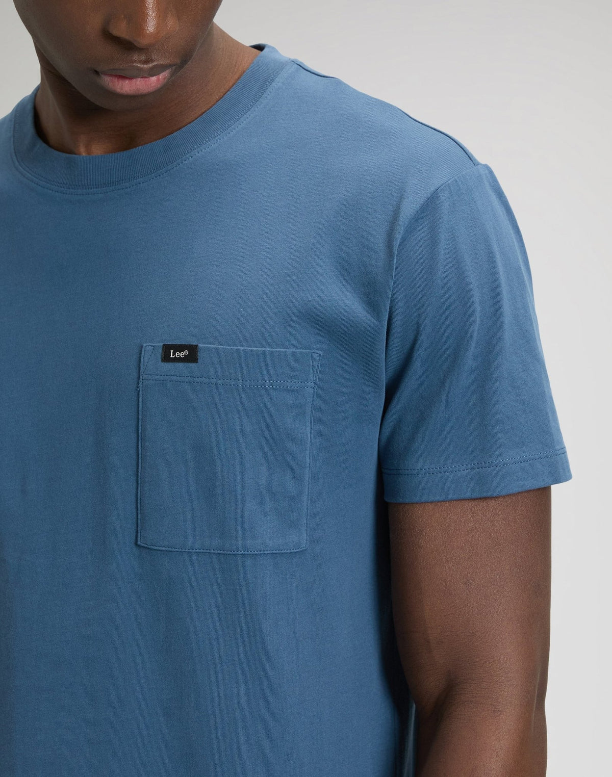 Ultimate Pocket Tee in Academy Blue - LEE Schweiz