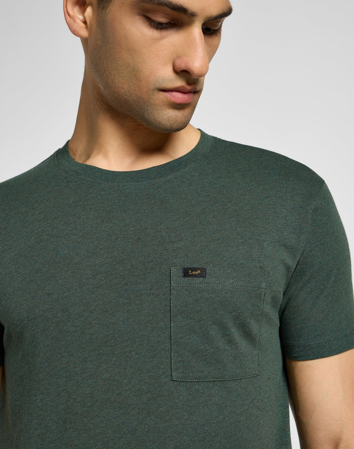 Ultimate Pocket Tee in Olive Night - LEE Schweiz