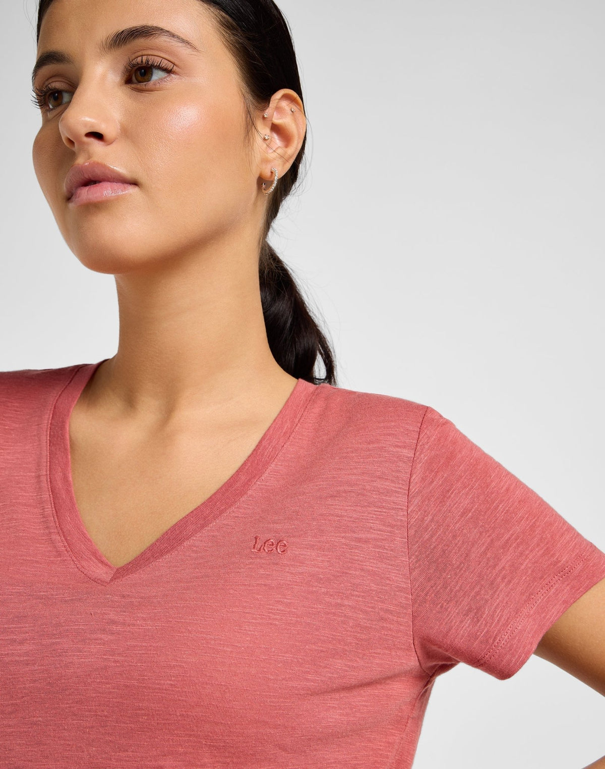 V Neck Tee in Cinnamon - LEE Schweiz