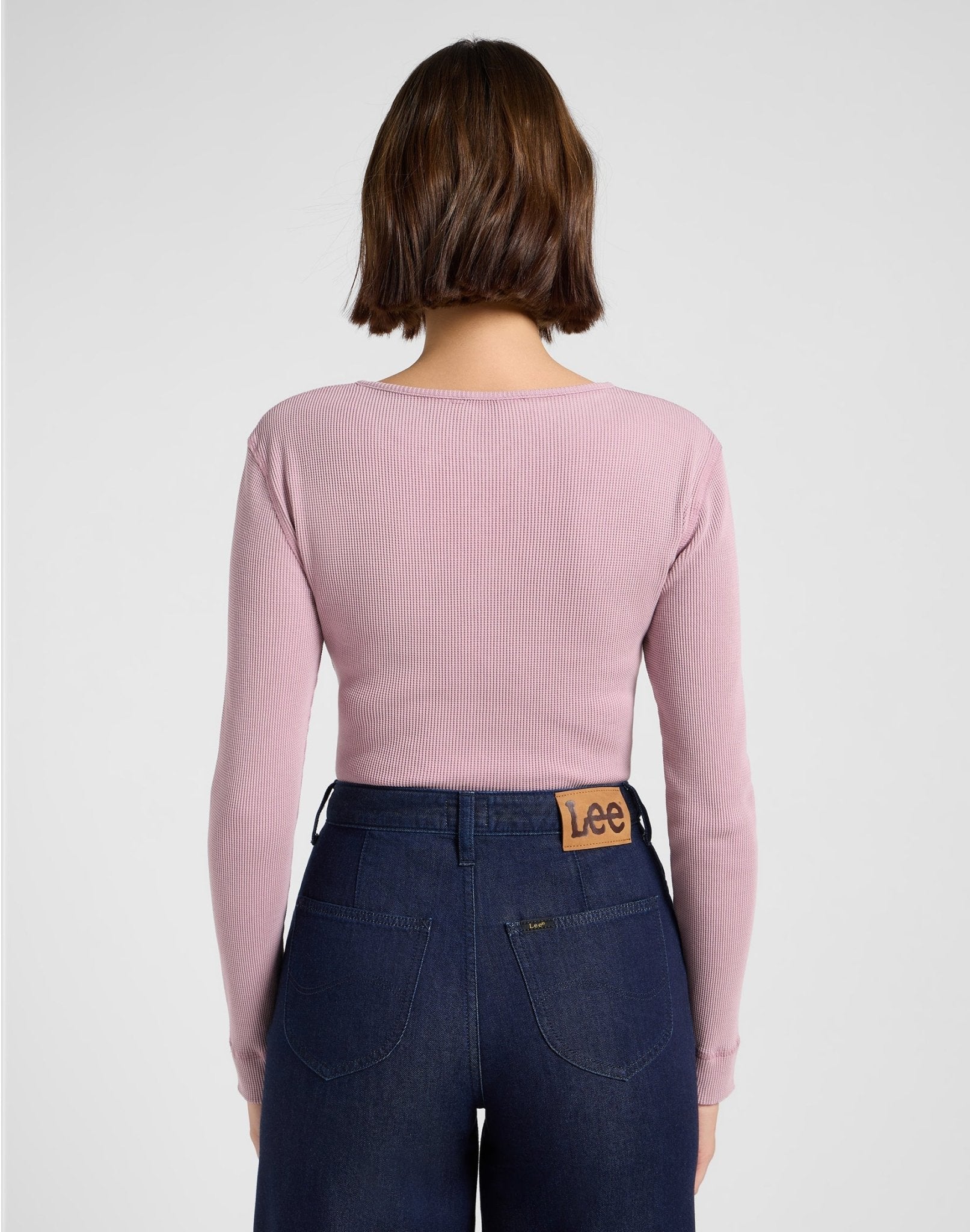 Washed Waffle Henley in Plumberry - LEE Schweiz