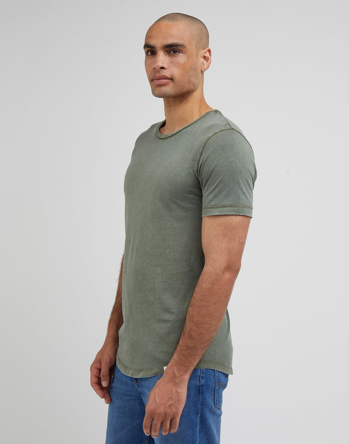Shaped Tee in Olive Grove