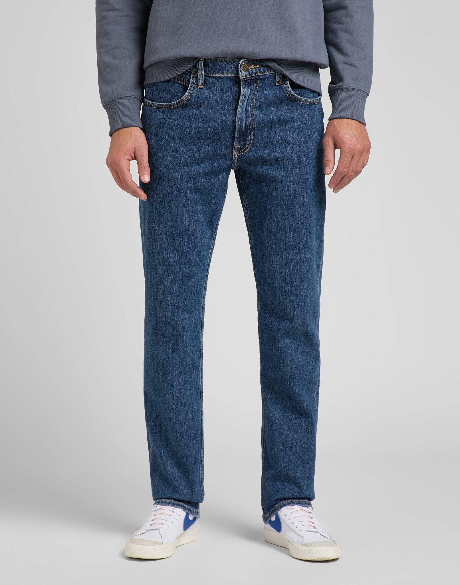 Brooklyn Straight in Mid Stonewash - LEE Schweiz