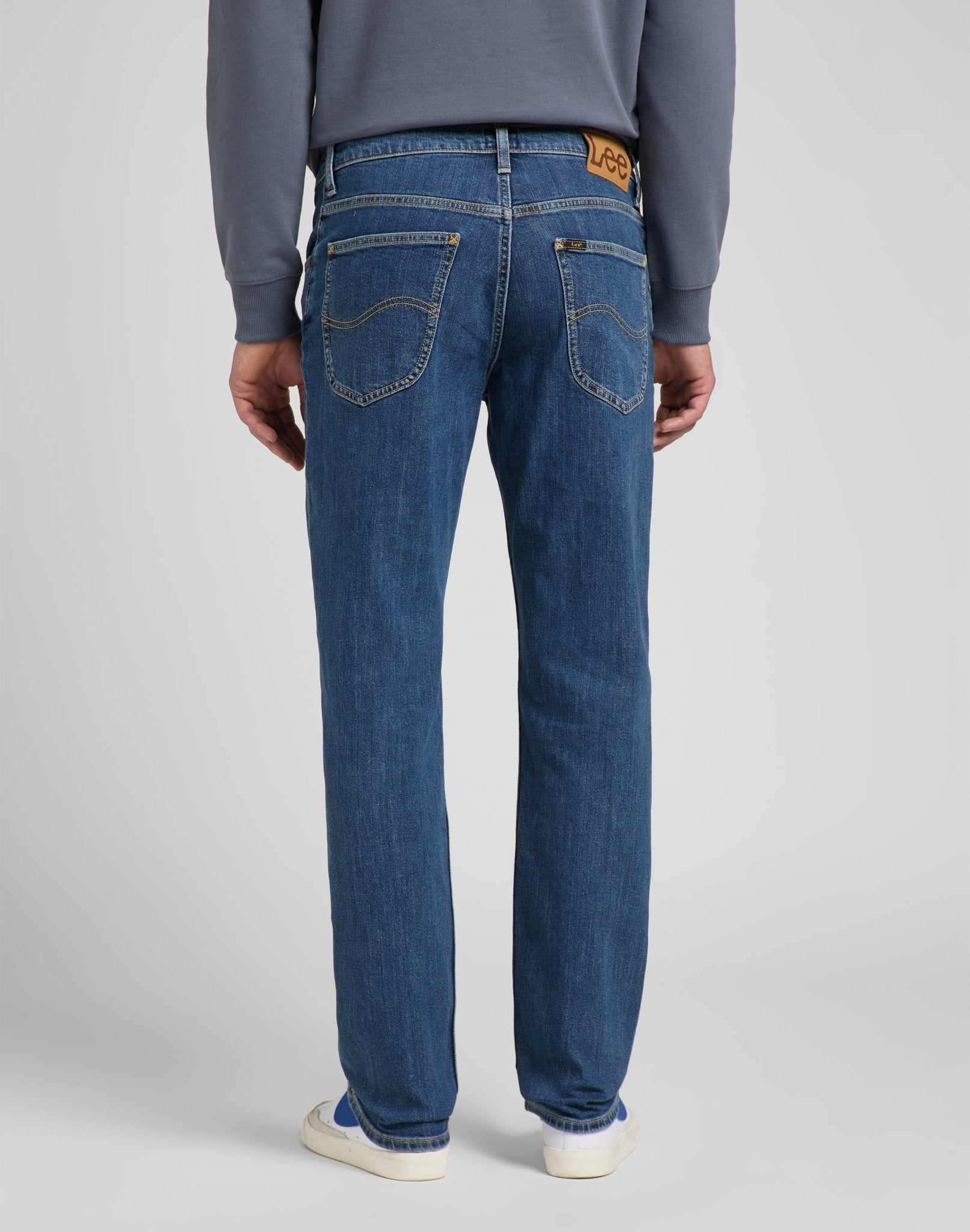 Brooklyn Straight in Mid Stonewash - LEE Schweiz