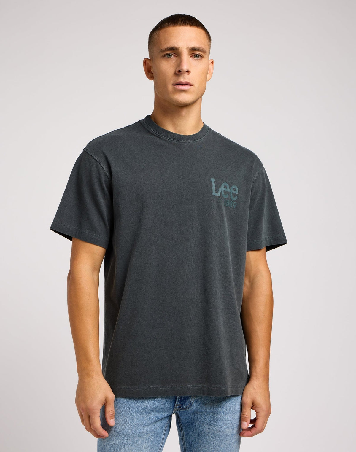 Loose Logo Tee in Washed Black - LEE Schweiz