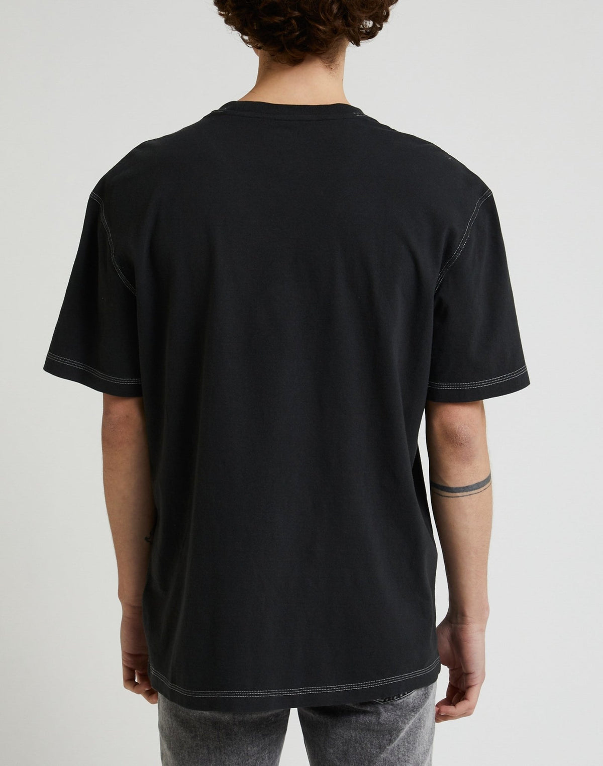 Loose Seasonal Tee in Washed Black - LEE Schweiz