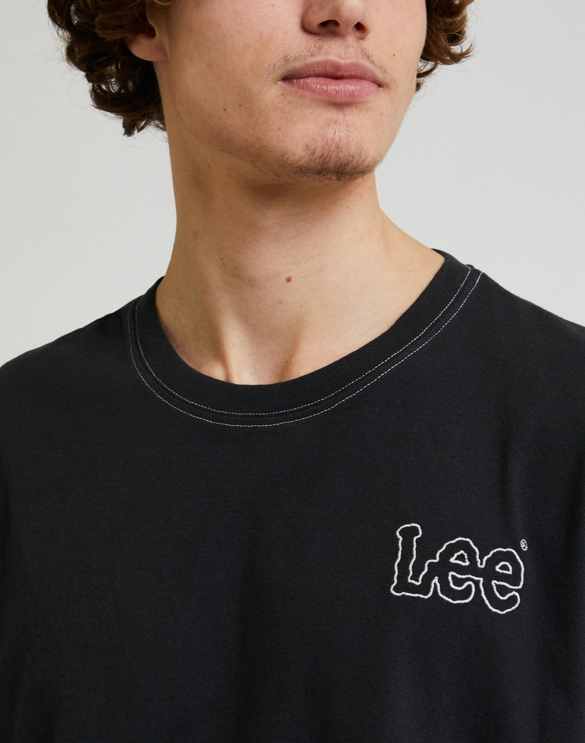 Loose Seasonal Tee in Washed Black - LEE Schweiz