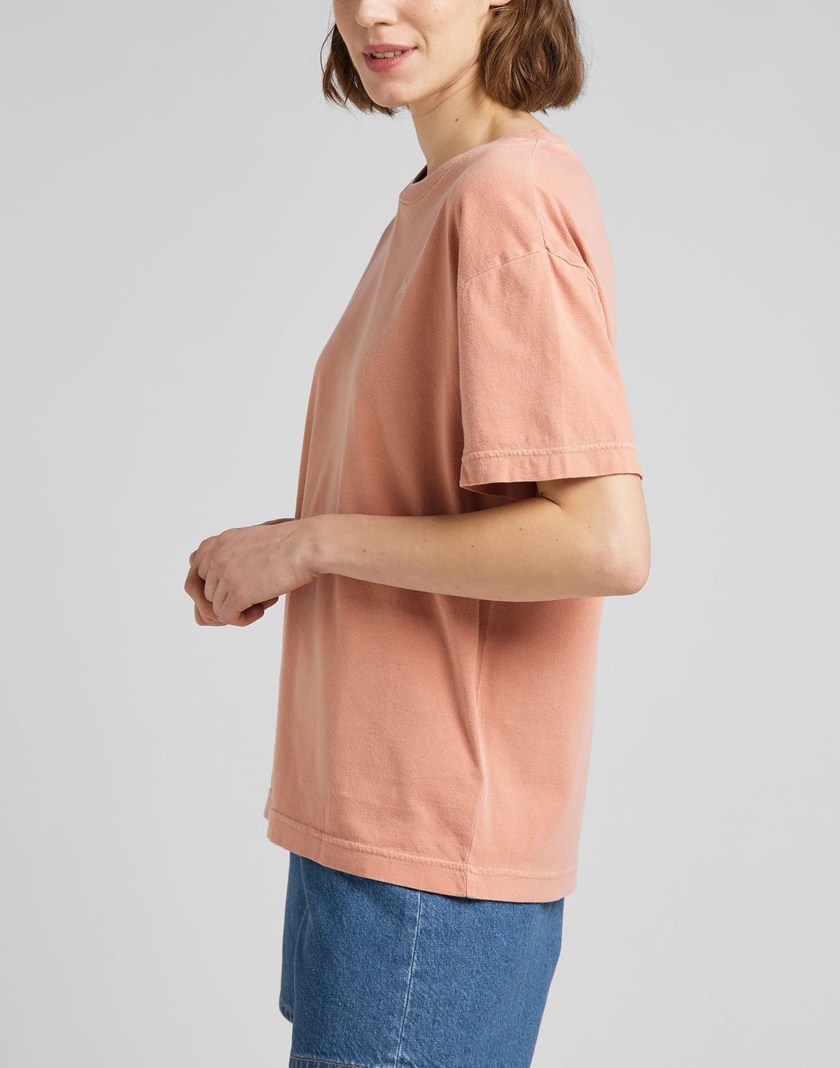 T-Shirts - Plain Crew Neck Tee in Bright Coral - LEE Switzerland