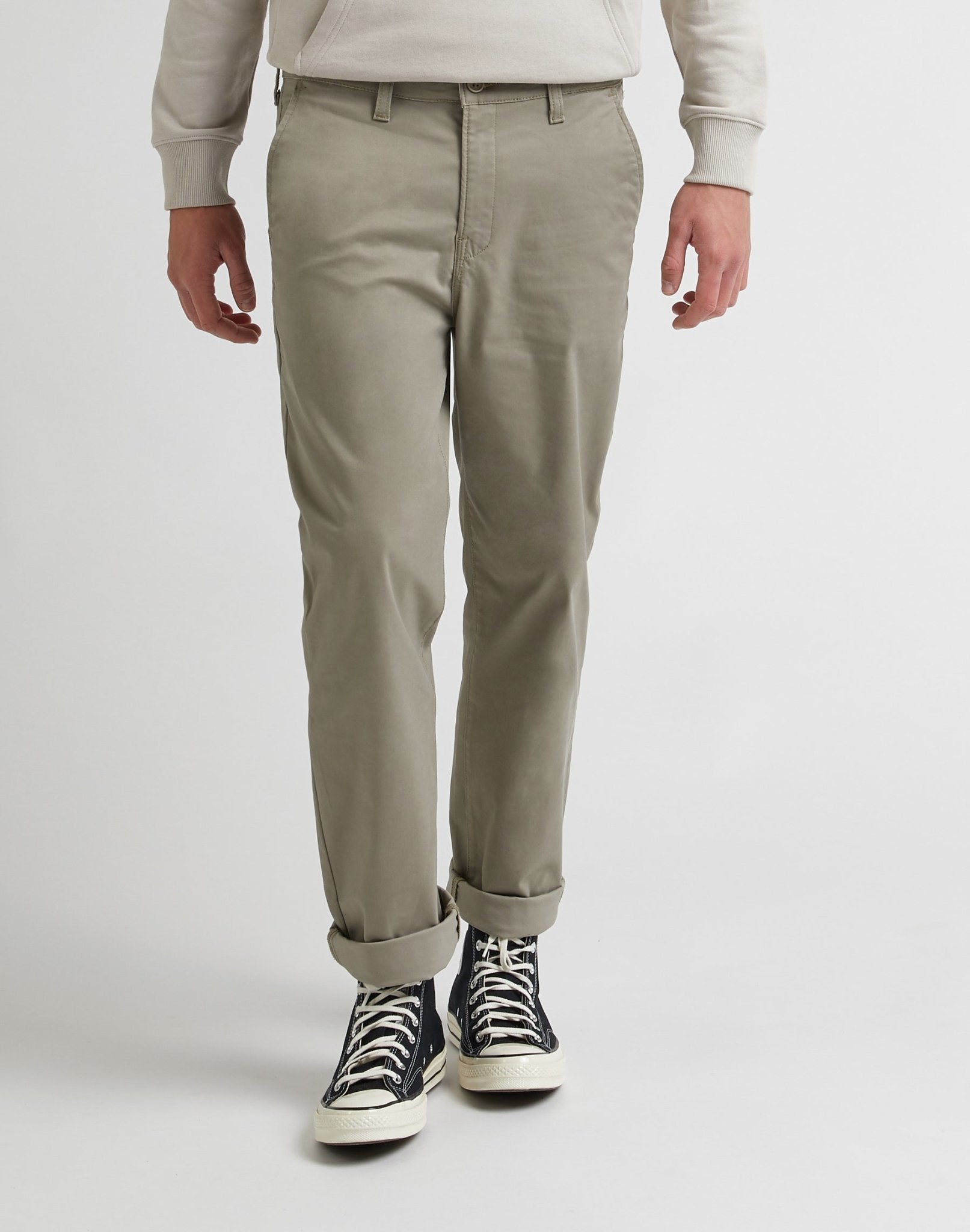 Regular Chino in Mushroom - LEE Schweiz