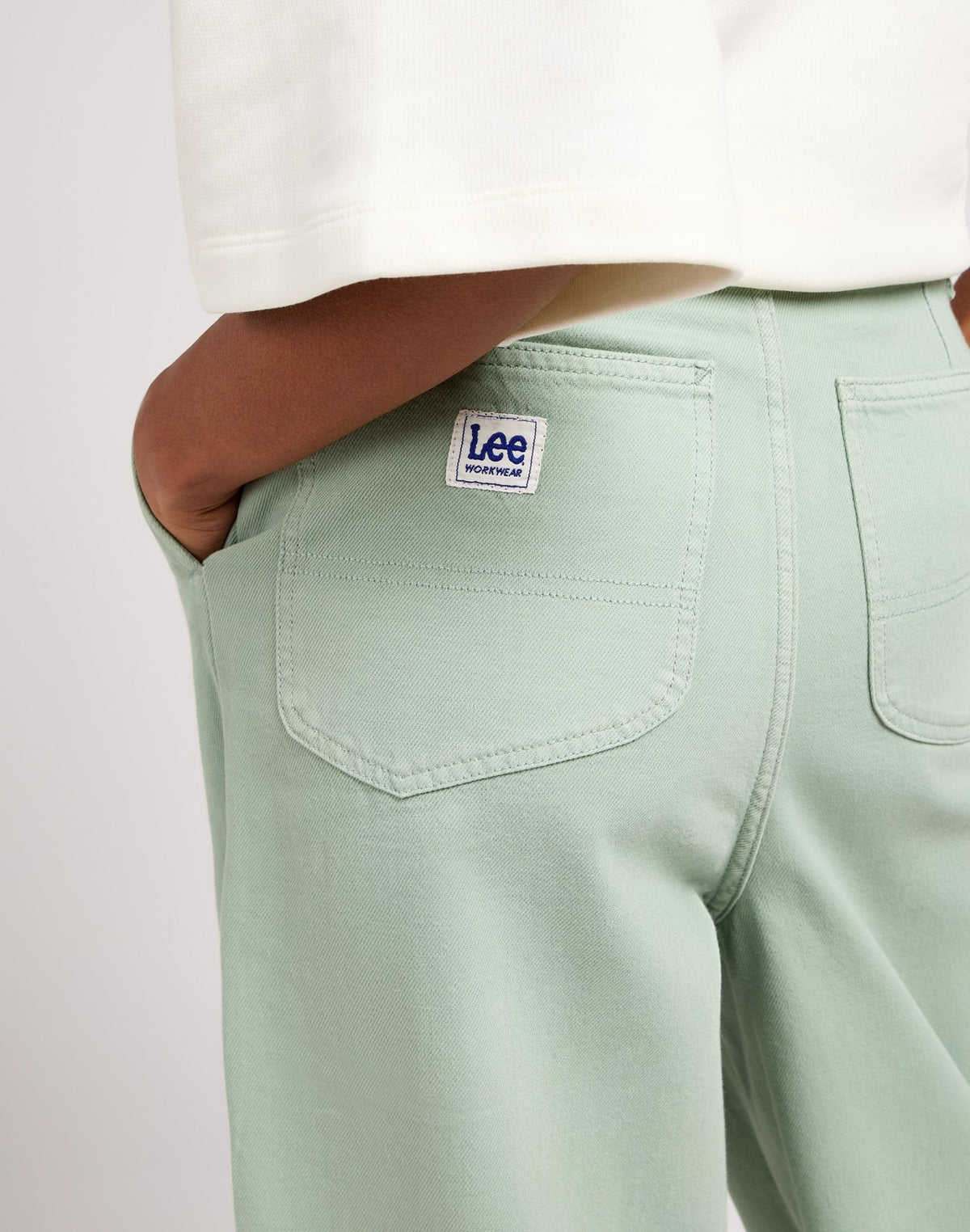 Relaxed Chino in Intuition Grey - LEE Schweiz