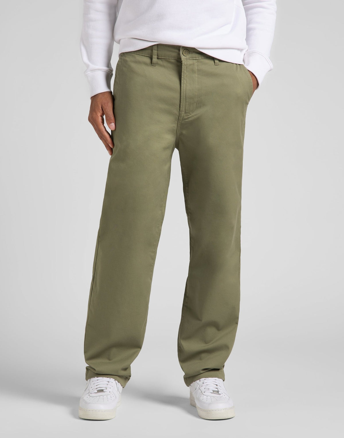 Relaxed Chino in Olive Green - LEE Schweiz