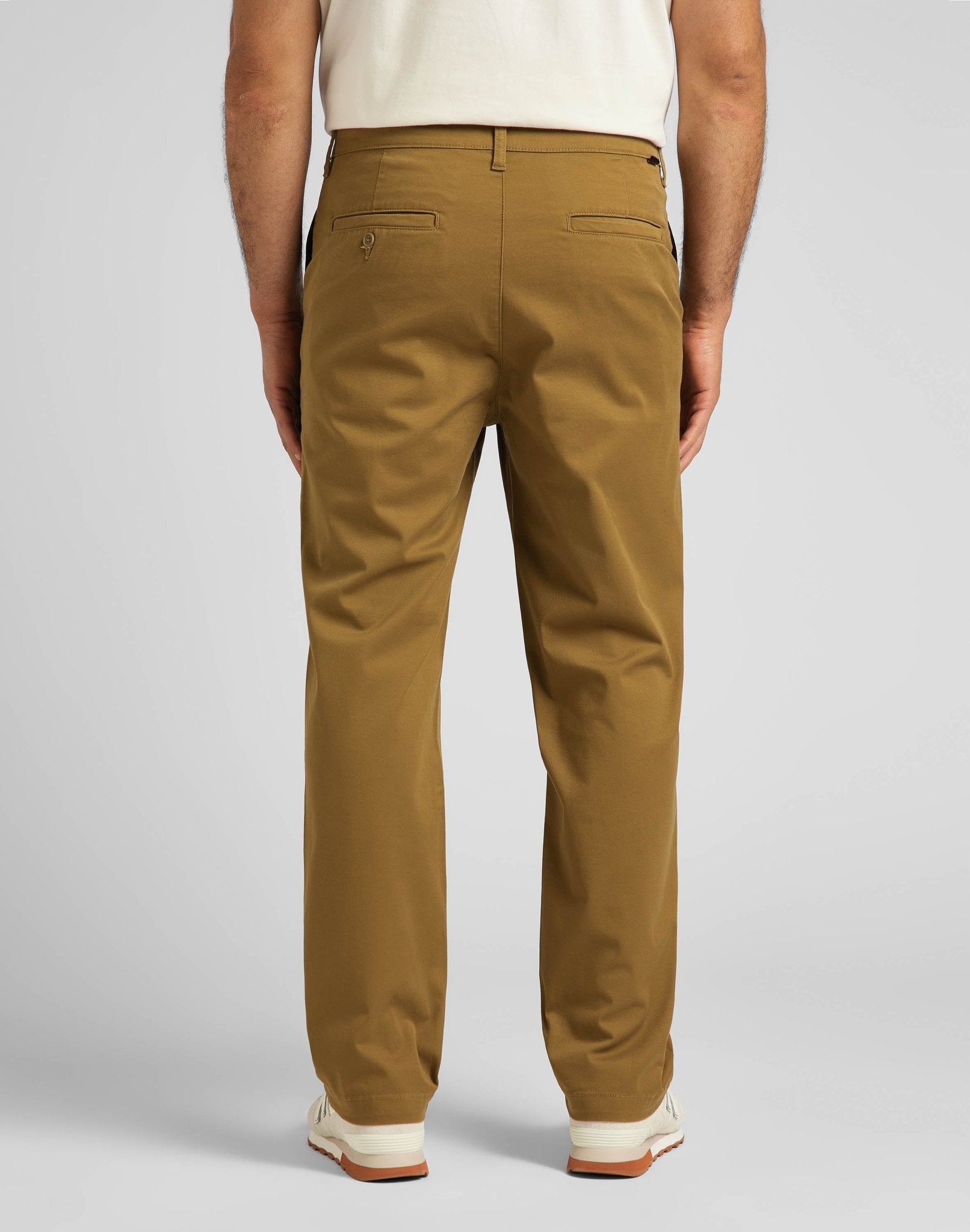 Relaxed Chino in Tumbleweed - LEE Schweiz