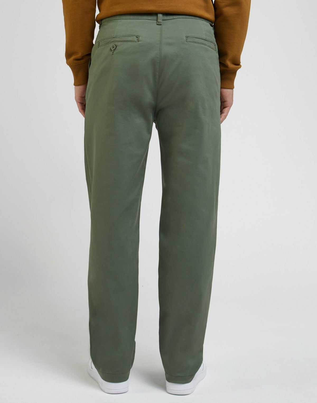 Relaxed Chino Leesures in Olive Grove - LEE Schweiz