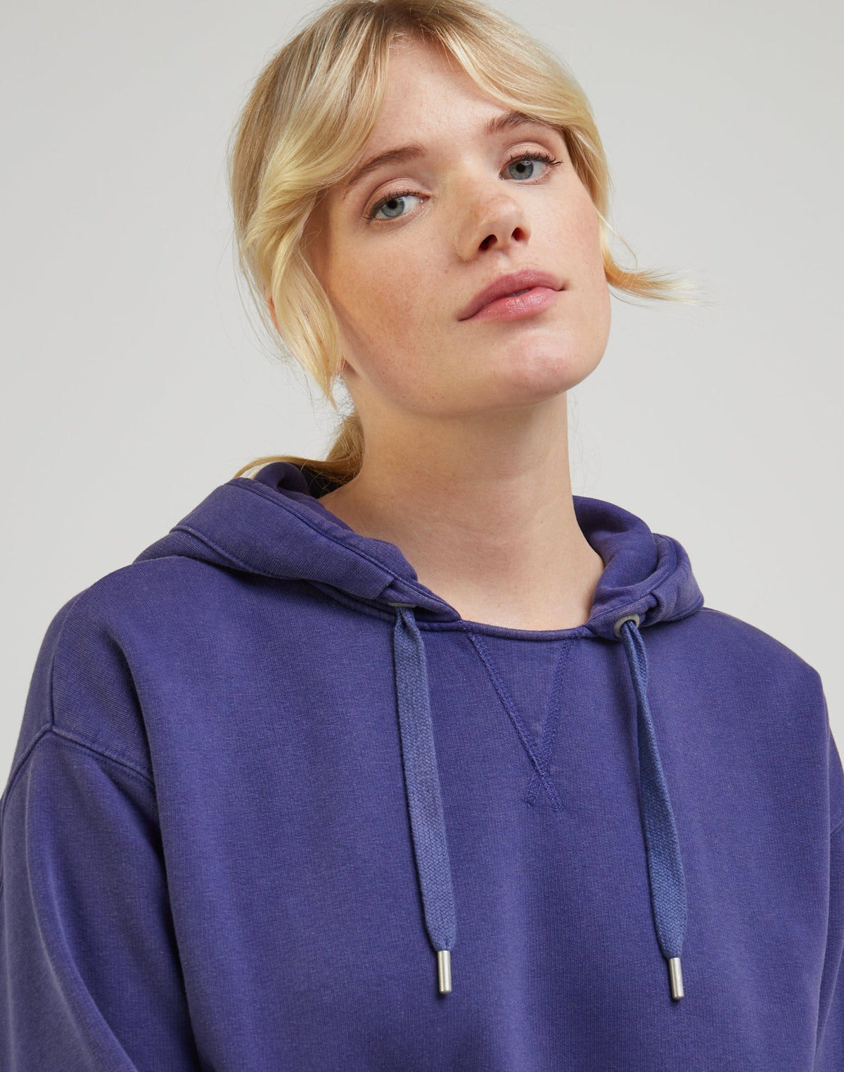 Relaxed Hoodie in Blueberry - LEE Schweiz