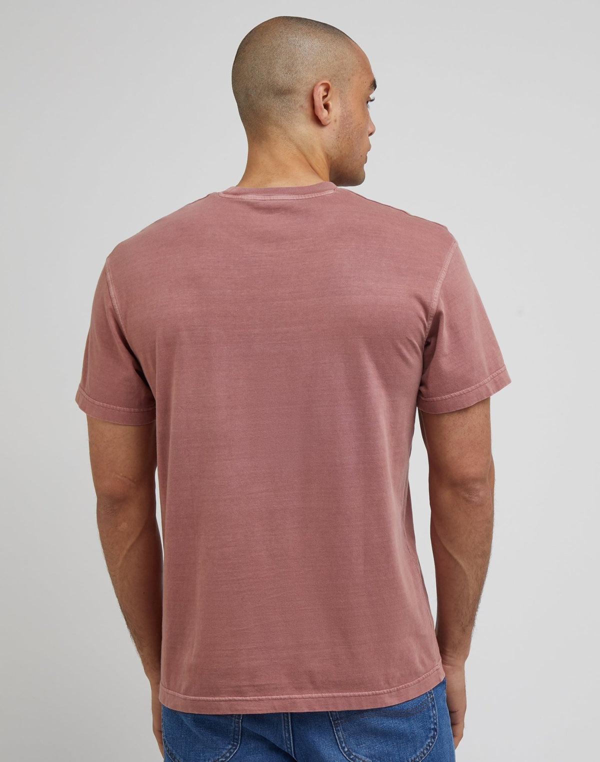 Relaxed Pocket Tee in Dark Mauve - LEE Schweiz