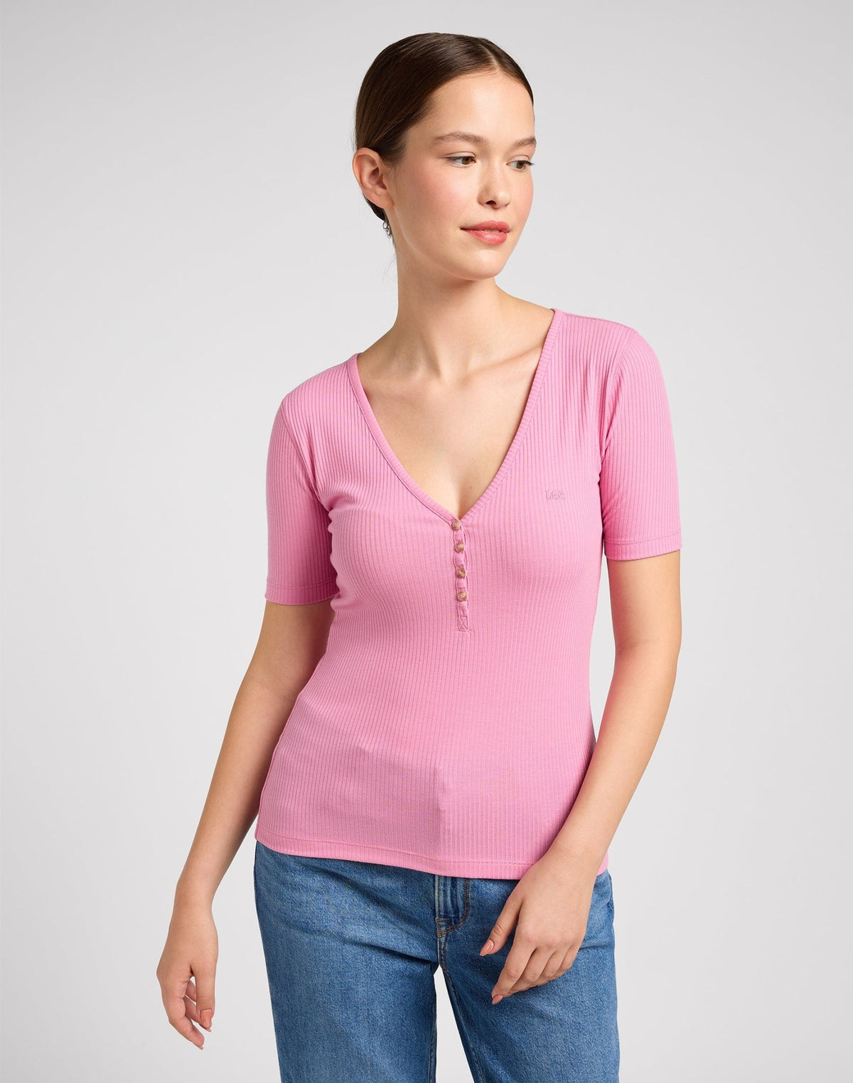 Shortsleeves Henley in Sugar Lilac - LEE Schweiz