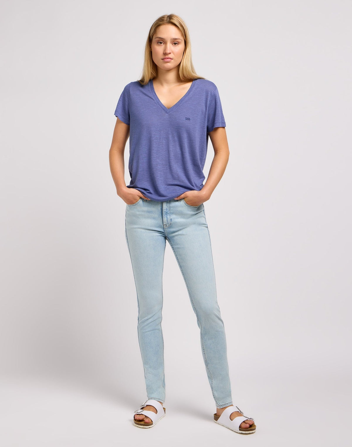 V-Neck Tee in Surf Blue - LEE Schweiz